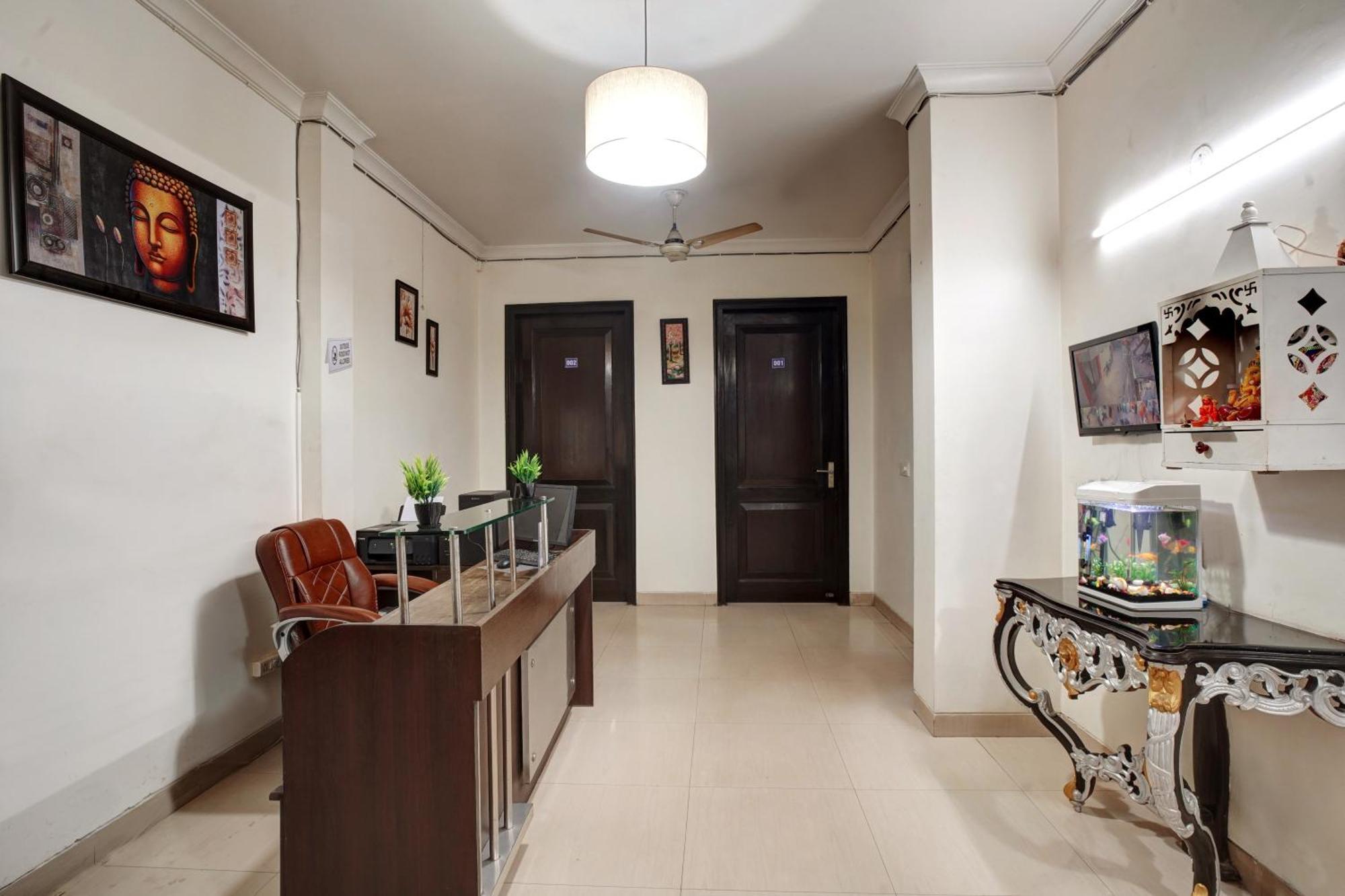 Nexhub Stay - Huda City Centre Gurgaon Extérieur photo