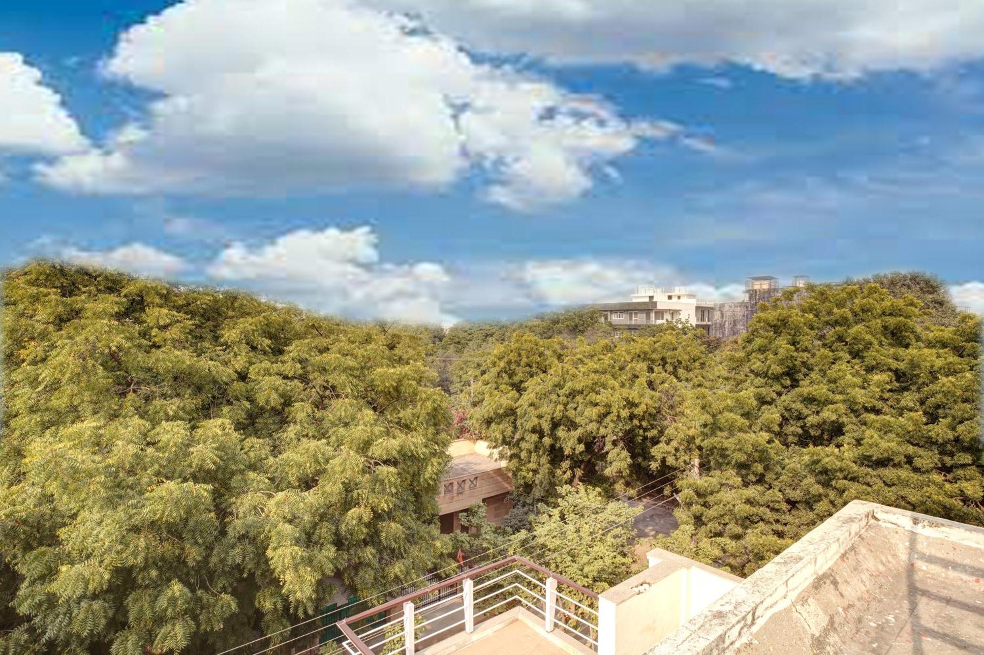 Nexhub Stay - Huda City Centre Gurgaon Extérieur photo