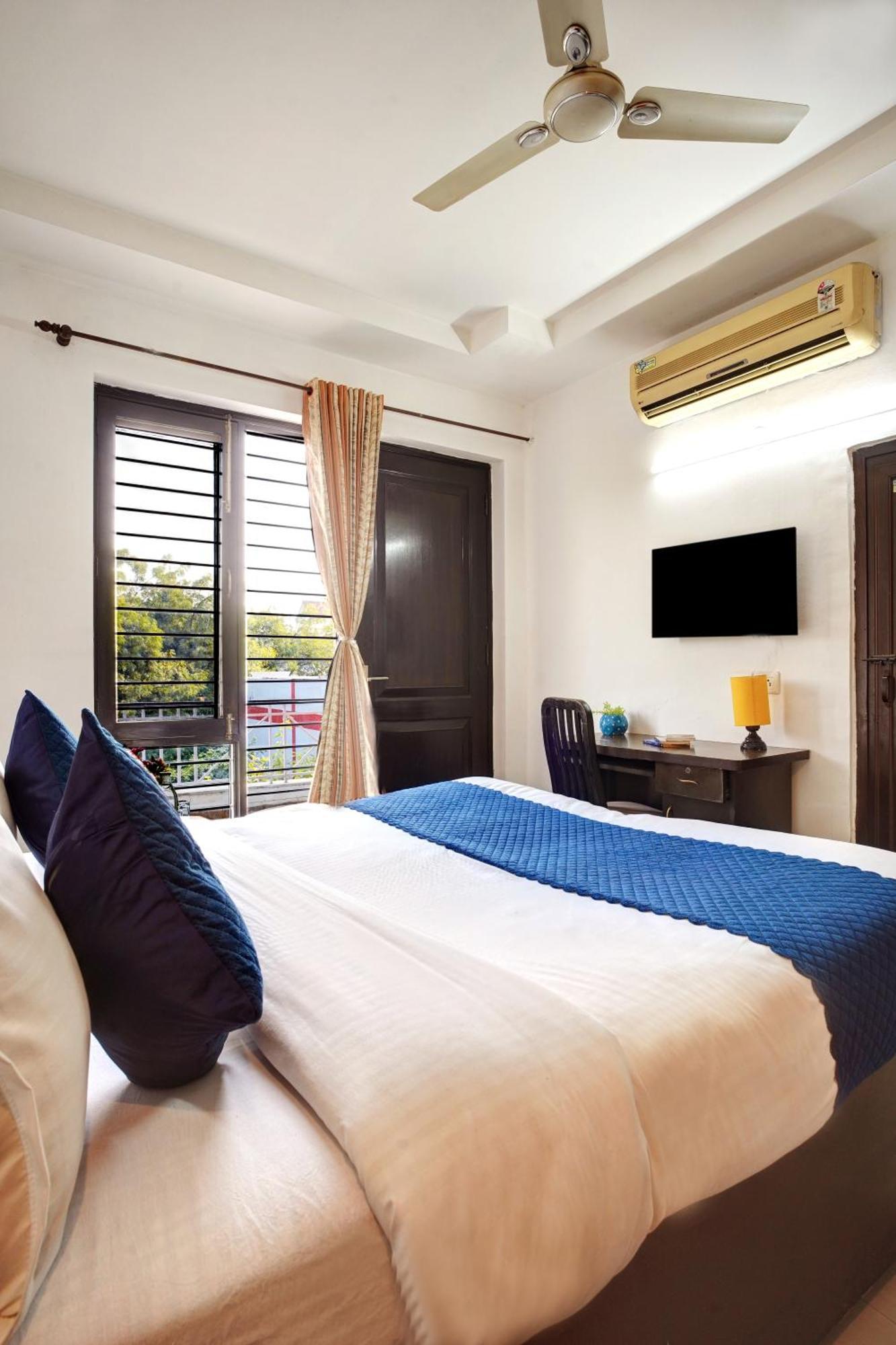 Nexhub Stay - Huda City Centre Gurgaon Extérieur photo