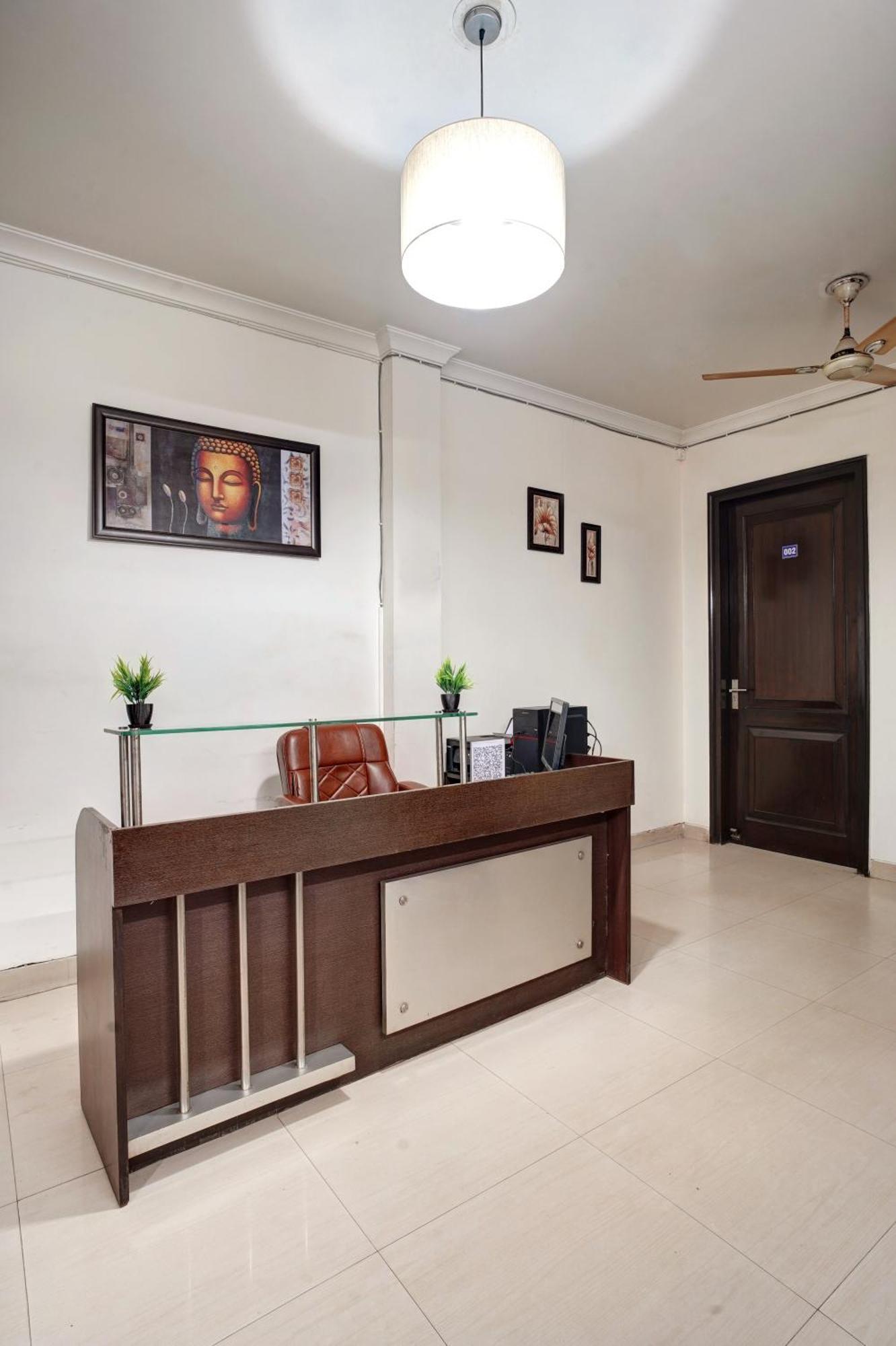 Nexhub Stay - Huda City Centre Gurgaon Extérieur photo